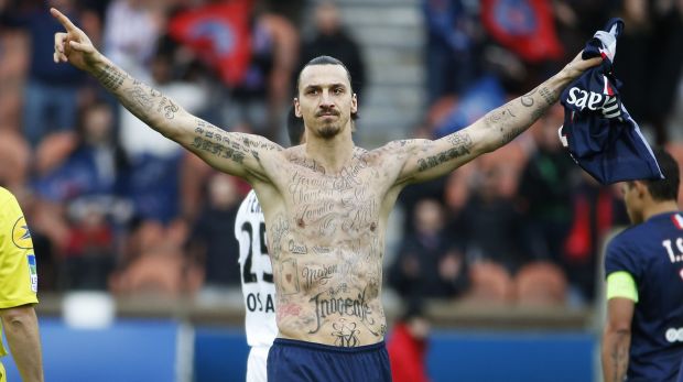 Zlatan Ibrahimovic anotó magnífico gol ¡con la planta del pie!