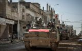 Ejército turco evacúa soldados y sarcófago histórico de Siria