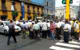 Fonavistas obstruyeron vía del Metropolitano en protesta