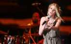 Joss Stone conquistó a fans peruanos en su primer concierto
