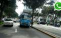 WhatsApp: grúa transporta camión inclinado por Av. Angamos