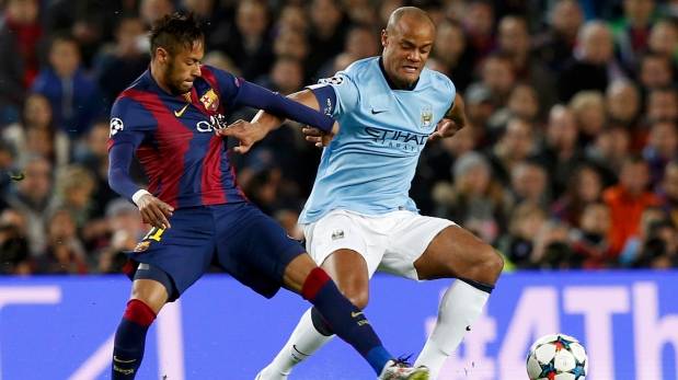 Festival de caños en el Camp Nou Festival de caños en el Camp Nou