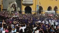 Semana Santa: Señor de los Milagros recorre el Centro Histórico