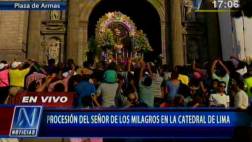 Señor de los Milagros regresa a iglesia de Las Nazarenas