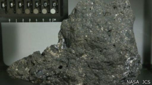 Dos de los estudios analizaron las rocas de las misiones Apolo.