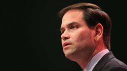 Marco Rubio ve "ridículo" creer en el derecho al matrimonio gay