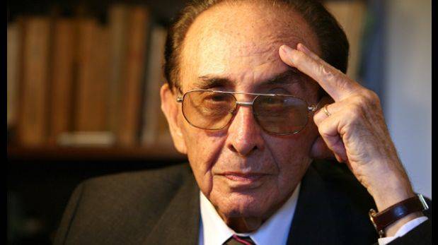 ¿Por qué el kirchnerismo quiere jubilar a un juez de 97 años?