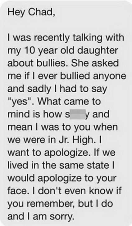 [Foto] Ofrece disculpas por bullying contra compañero gay tras 20 años