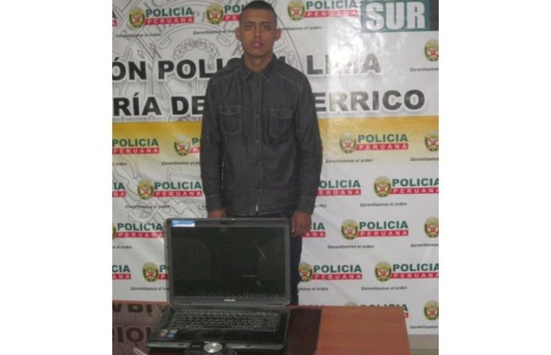 Omar Cornejo Tirado (18) fue detenido cuando recibía equipos electrónicos de una empleada del hogar a la que había engañado por teléfono (Policía Nacional)