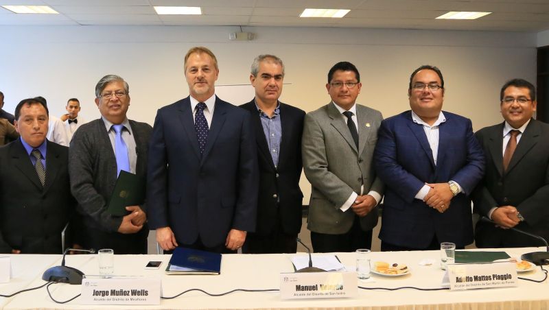 Alcaldes de los distritos San Isidro, Miraflores, Pucusana, Ancón, Lince, Los Olivos, San Martín de Porres, Carabayllo y representantes de municipalidades de Lima se reunieron este viernes. (Difusión)