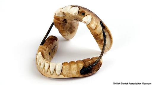 Las piezas con dientes humanos eran las más cotizadas. (Foto: British Dental Association Museum)
