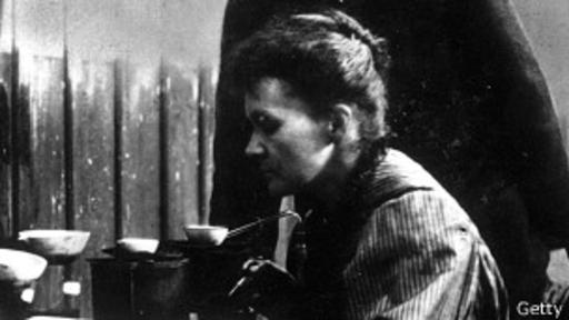 Marie Curie, una de las pocas científicas reconocidas mundialmente.