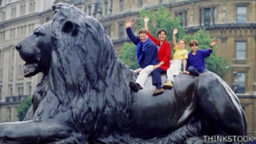 En el pasado, los leones vivían en la Torre de Londres, ahora sólo queda su recuerdo en Trafalgar Square.