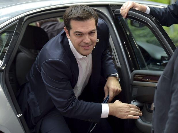 Greek Prime Minister Alexis Tsipras arrives at a euro zone EU leaders emergency summit on the situation in Greece, in Brussels, Belgium, July 7, 2015. Greece faces a last chance to stay in the euro zone on Tuesday when Prime Minister Alexis Tsipras puts proposals to an emergency euro zone summit after Greek voters resoundingly rejected the austerity terms of a defunct bailout. REUTERS/Eric Vidal