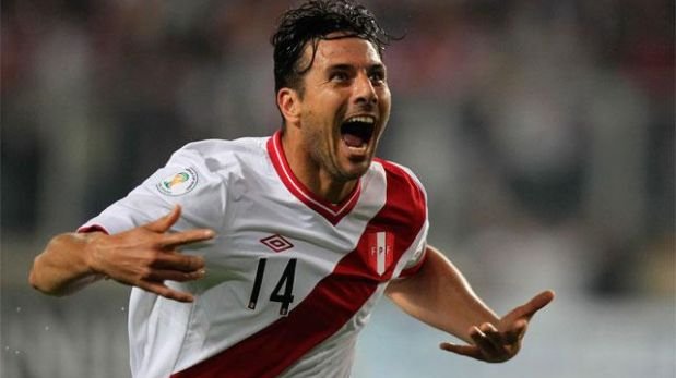 Claudio Pizarro interesa al Schalke 04 de Jefferson Farfán