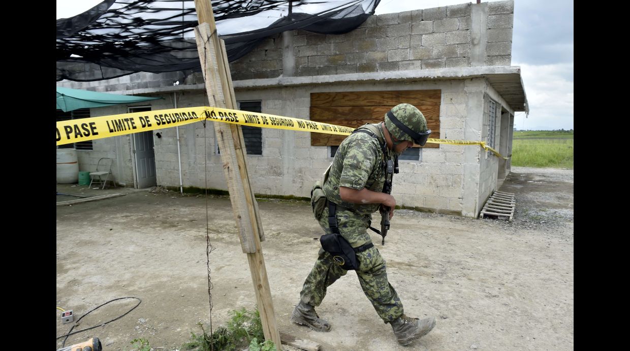 El túnel por donde escapó de prisión El Chapo Guzmán [FOTOS]