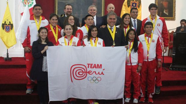 Municipalidad de Lima homenajeó a medallistas de Toronto 2015