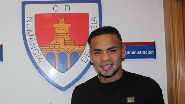 Alexander Callens fichó por el Numancia del fútbol de España