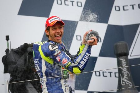 Valentino Rossi sumó su cuarto triunfo del año. (Foto: DPPI)