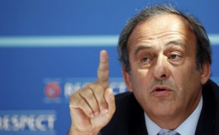 Platini "restaurará" la imagen de la FIFA si es presidente