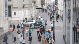 “Dos piernas para el centro”, por Gonzalo Torres