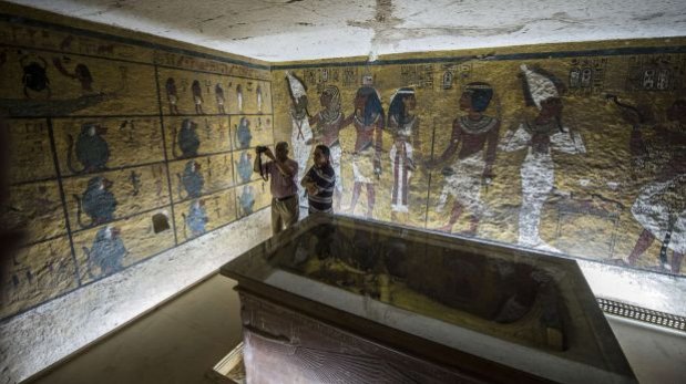 Utilizarían un radar para buscar la tumba perdida de Nefertiti