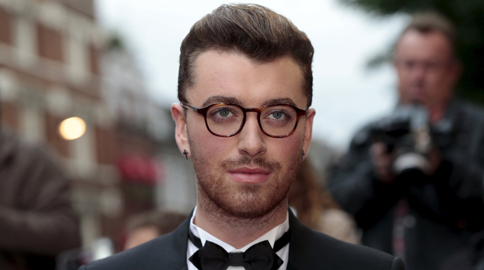 Singer/songwriter Sam Smith arrives for the GQ Men of the Year Awards at the Royal Opera House in London, Britain September 8, 2015. REUTERS/Suzanne Plunkett