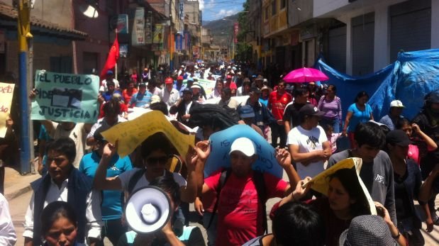 Paro por Las Bambas: unas 2 mil personas marcharon en Abancay