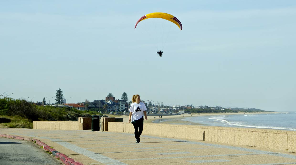 La Rambla de Uruguay es un excelente lugar para caminar y ver el mar. (Foto: Flickr Creative Commons / André Ribeiro)
