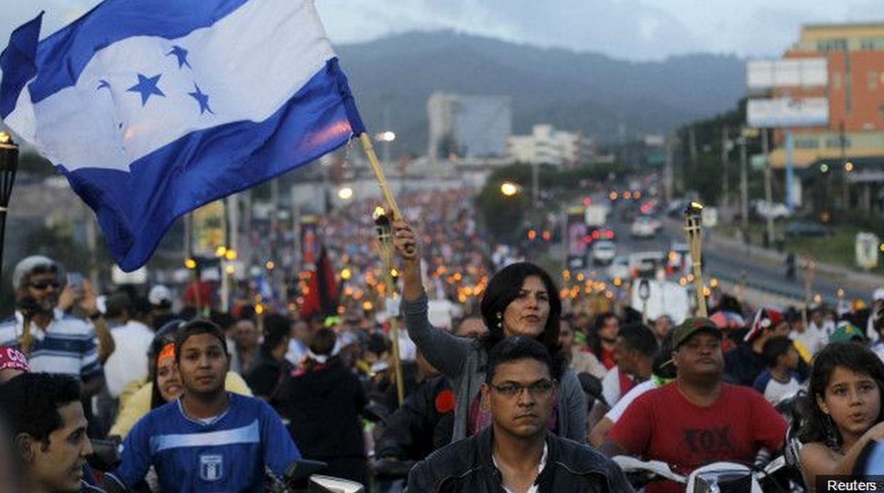 En los últimos meses, miles de hondureños se movilizaron para protestar contra la corrupción y la impunidad. (Foto: BBC Mundo)