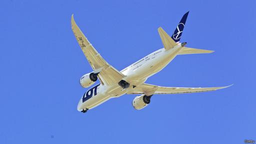 Boeing está pensando utilizarlo para algunas estructuras de sus aviones, ya que permitiría aligerarlos y ahorrar combustible. (Foto: Getty)