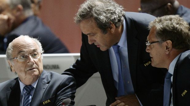 Michel Platini es acusado de un pago de Blatter de 2 millones de dólares en 2011. (Foto: AP)