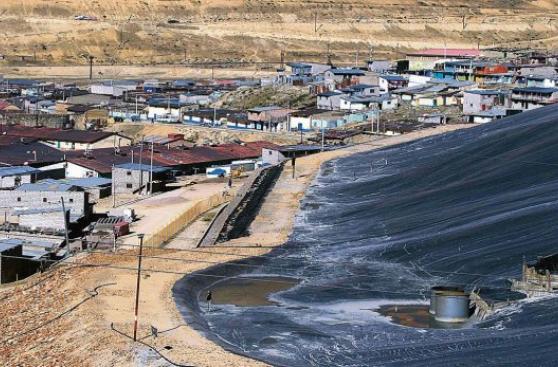Junín: trabajadores de mina Toromocho acatan huelga de 48 horas