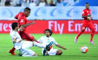 Jefferson Farfán dio este pase gol en empate de Al Jazira