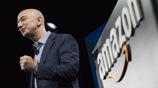 Jeff Bezos, fundador de Amazon, es el primero en la lista. Su fortuna aumentó en US.800 millones en 2015.