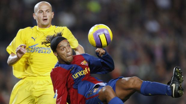 VIDEO DE LA CHALACA DE RONALDINHO video de la chalaca de ronaldinho: