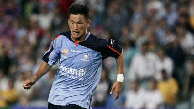 Futbolista Kazuyoshi Miura renovó contrato con 48 años