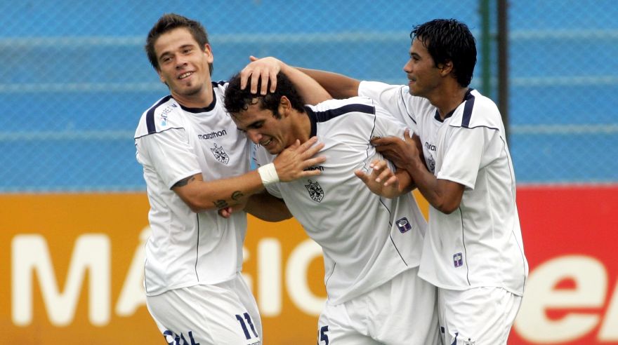 11 DE FEBRERO DEL 2007ENCUENTRO POR EL TORNEO APERTURA ENTRE EL CLUB DEPORTIVO UNIVERSIDAD SAN MARTIN Y EL CLUB TOTAL CLEAN. SAN MARTIN GANO EL PARTIDO POR UN GOL A CERO. EN LA IMAGEN: GASTON CELLERINO (SMP)FOTO: ALBERTO ORBEGOSO / EL COMERCIO