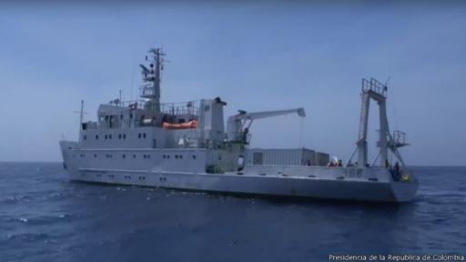 Una embarcación de la Armada colombiana, el Malpelo, adaptada en los astilleros militares del Estado, sirvió de base para la operación que permitió identificar los restos del galeón.