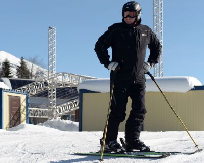 Russia's President Vladimir Putin skis in the mountain Laura Cross Country and Biathlon Centre near the Black Sea resort of Sochi, on January 3, 2014. Sochi will host the 2014 Winter Olympics that start on February 7, 2014. AFP PHOTO/ RIA-NOVOSTI/ POOL/ ALEXEI NIKOLSKY
