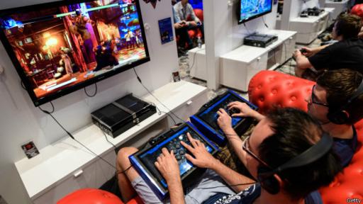 Las empresas tecnológicas se enfocarán en atender un nicho en continuo crecimiento: el mundo de los juegos en video para múltiples jugadores. (Foto: Getty)