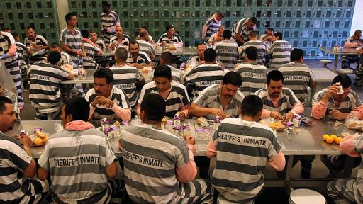 Los prisioneros tienen derecho a una alimentación nutritiva. (Foto: Getty)