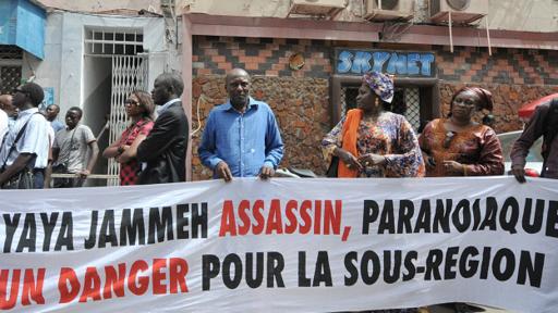 Gambianos exiliados en Senegal se manifestaron en contra del gobierno de Jammeh en el 2012, luego de que mandara ejecutar a 47 prisioneros. (Foto: Getty Images)