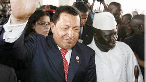 El ex presidente venezolano Hugo Chávez y el mandatario gambiano mantenían buenas relaciones. (Foto: Getty Images)