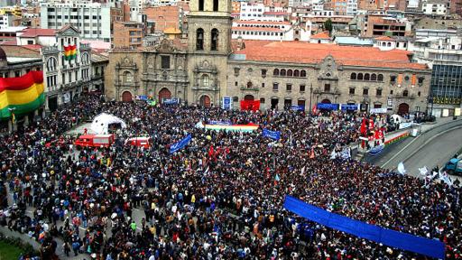 La celebración por la investidura de Evo Morales se prolongó hasta la madrugada del día siguiente.