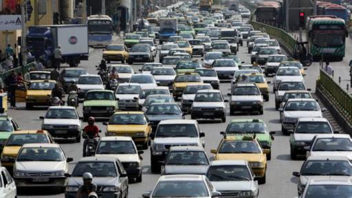 Tráfico en la capital... ¿necesitarán más autos de verdad?