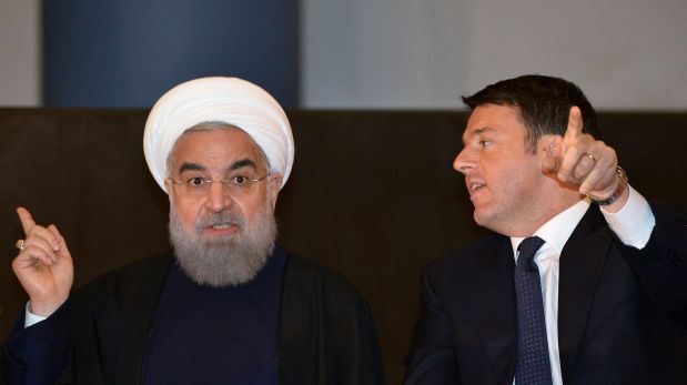 Hassan Rouhani y Matteo Renzi (AFP)