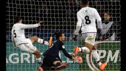 Con gol de pecho de Zlatan, el PSG avanzó en Copa de Francia