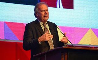 Datum: Alfredo Barnechea supera a Toledo y se acerca a García