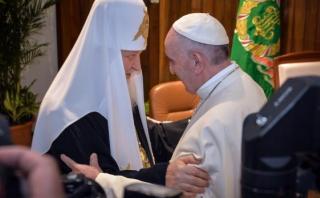 El histórico encuentro entre Francisco y el patriarca ruso